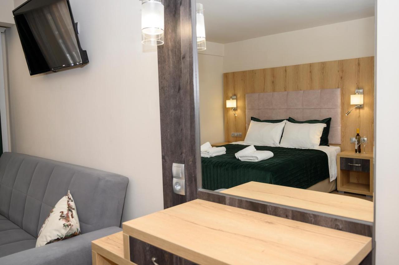 Ferienwohnung Oxygen Olympiakí Aktí Exterior foto